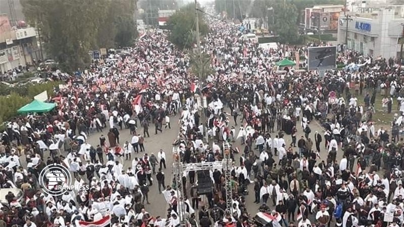 Iranpress: Iraqis million-strong protests call for expulsion of US military forces