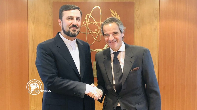 Iranpress: Iran, IAEA discuss nuclear deal, bilateral ties