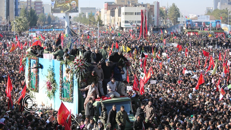 Iranpress: Farewell to Late Lt Gen. Soleimani and his companions underway in Kerman 