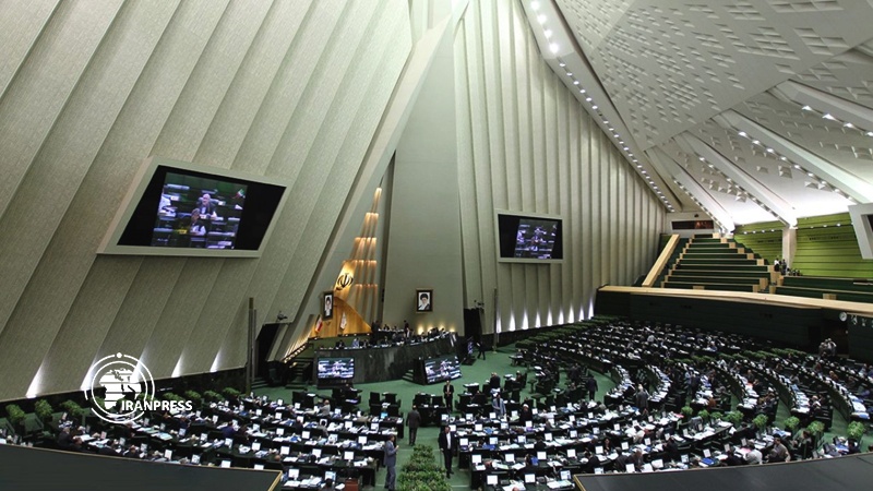 Iranpress: Iranian Lawmakers approve plans to develop course syllabus and teach US crimes in schools, universities 