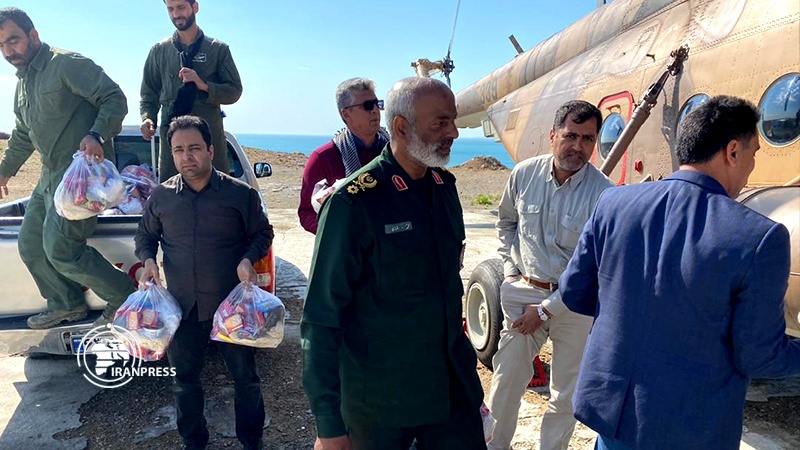 Iranpress: Rescue and relief operations to Sistan and Baluchestan flood-hit areas continue