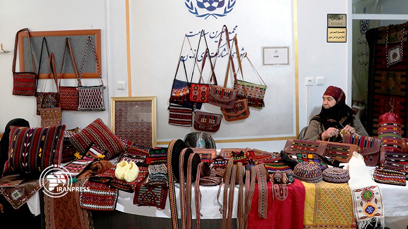 Iranpress:  Mashhad hosts 17 th Iranian women handicrafts Exhibition 
