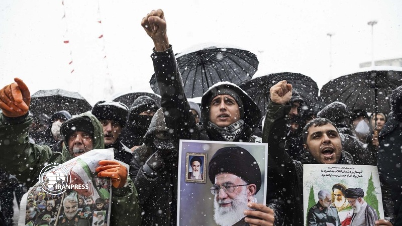 Iranpress: Photo: Anniversary of Islamic Revolution underway in Rasht