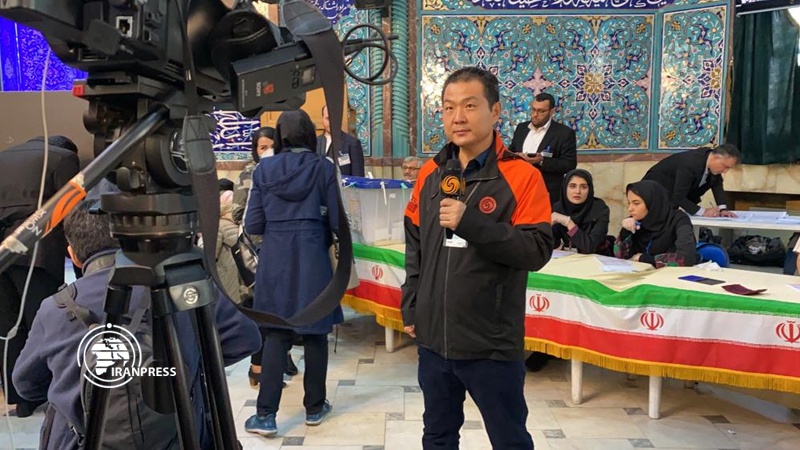 Iranpress: World witnesses massive turnout in Iran