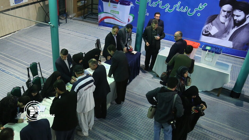 Iranpress: Live / Iranian people are casting their votes in 11th parliament and midterm of 5th Assembly of Experts