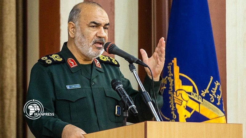 Iranpress: Army, IRGC to strengthen Iran’s deterrence: IRGC Cmdr.