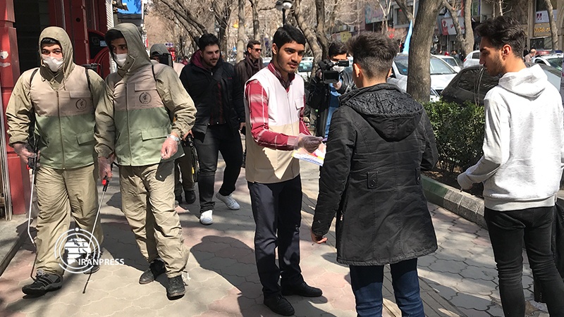 Iranpress: Photo: Educating the public on how to defend themselves against Coronavirus in Tabriz, Iran