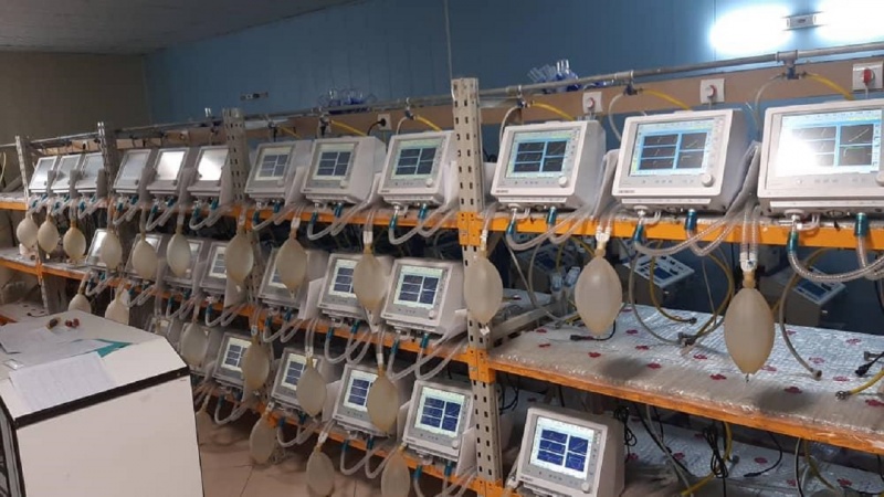 Iranpress: Iranian knowledge-based company produces 30 ventilator daily 