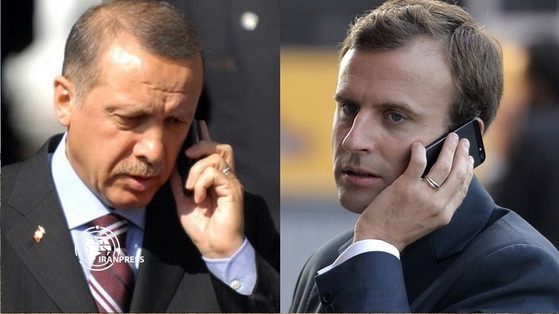 Iranpress: Turkish, French presidents confer on Syria
