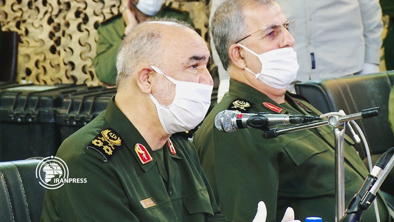 Iranpress: IRGC Chief expressed on armed forces in combating Coronavirus 