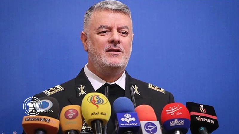 Iranpress: Admiral Khanzadi: We stand with authority against enemy