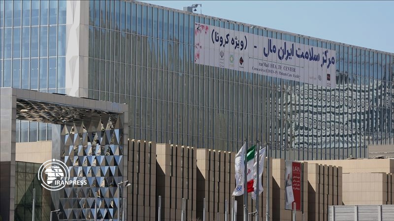 Iranpress: Iran Mall turned into COVID-19 convalescent care center