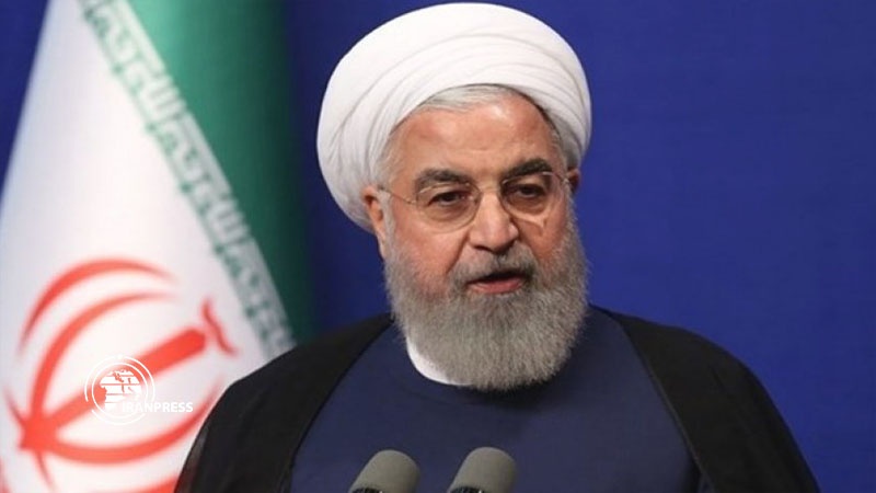 Iranpress: Rouhani hails Leader