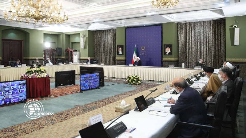Iranpress: Observing smart social distancing, only way to contain coronavirus: Rouhani