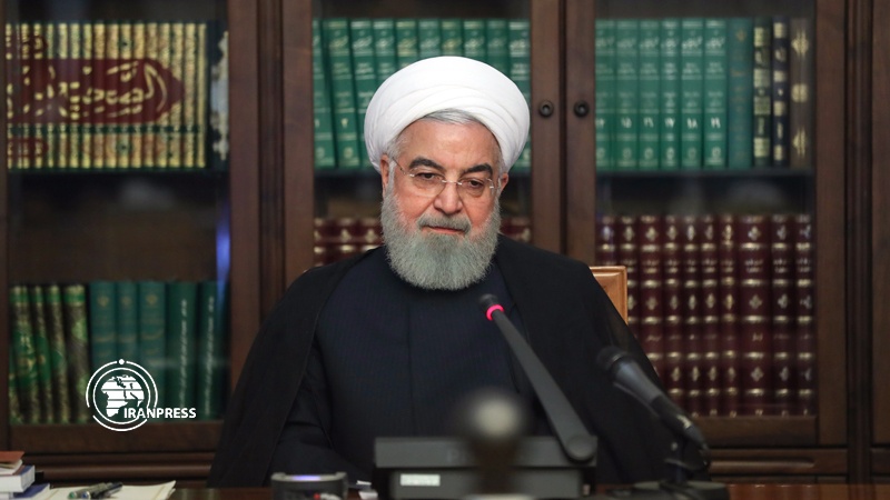 Iranpress: Rouhani: Gradual reopening of jobs should be done carefully