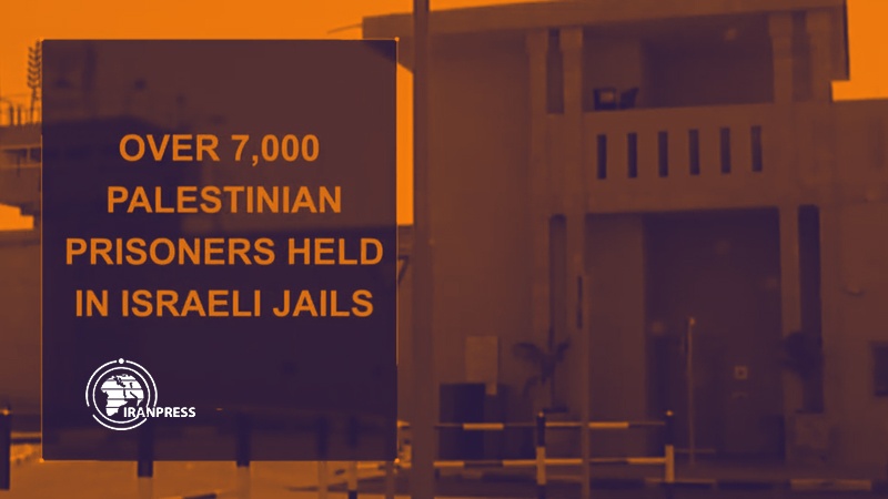 Iranpress: Palestinian prisoners lives are in danger amid Coronavirus situation