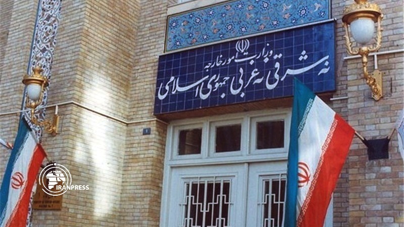 Iranpress: Iranian Foreign Ministry rejects any claim on carte blanche to China