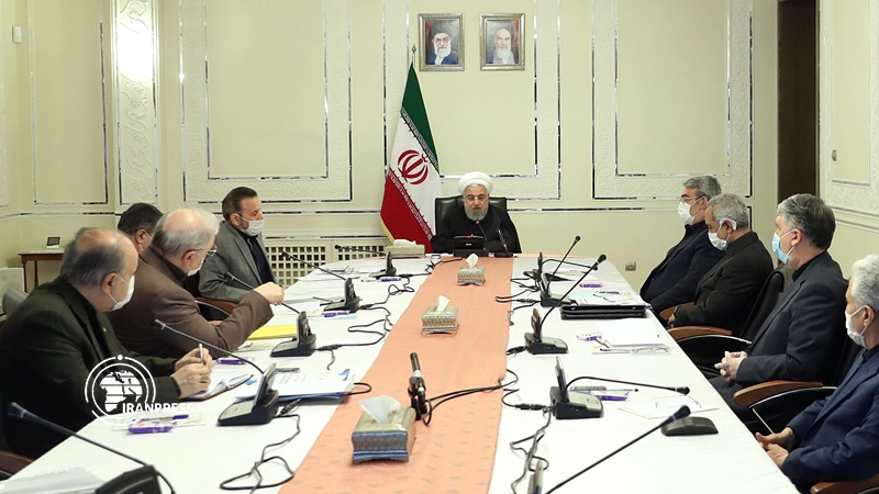Iranpress: President Rouhani appreciates people’s unity in observing health protocols