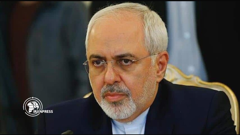 Iranpress: Iran FM warns UN over US persecution of Iranian oil-tankers