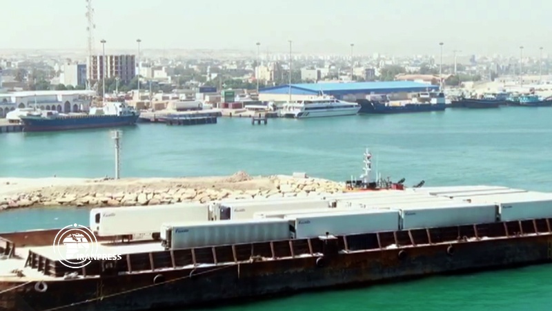 Iranpress: Export of non-oil goods from Shahid Bahonar port of Hormozgan on rise