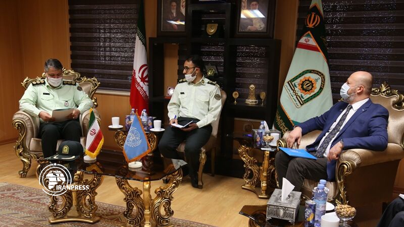 Iranpress: Iran at forefront of fight against drugs: UNODC Envoy in Tehran