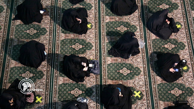 Iranpress: Iran mourns martyrdom of 6th Imam of Shias