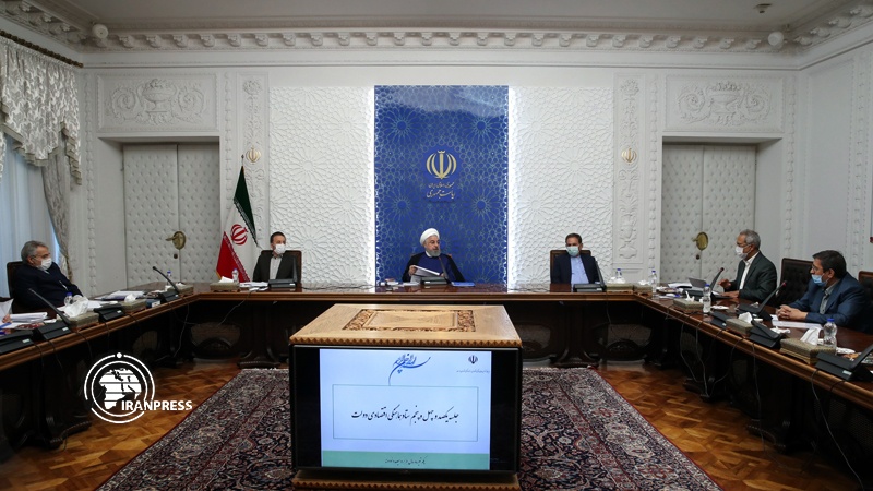 Iranpress: Rouhani slams US inhumane sanctions against Iran
