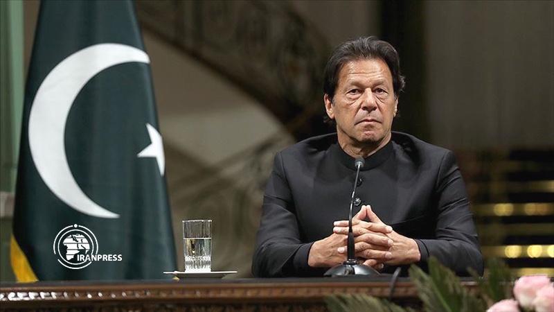 Iranpress: Imran Khan emphasizes US defeat in Afghanistan