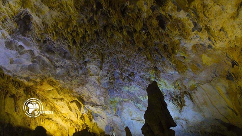 Iranpress: Deh Sheikh Cave, amazing tourist attraction in Iran