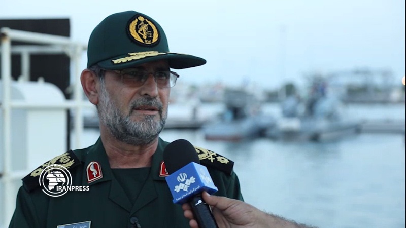 Iranpress: Iran not to allow enemies taking advantage in Persian Gulf: navy commander