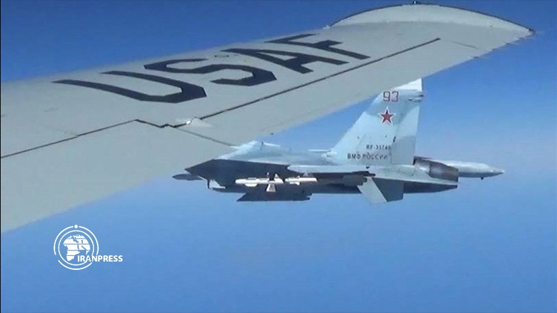 Iranpress: Russian fighter jet intercepts US spy plane