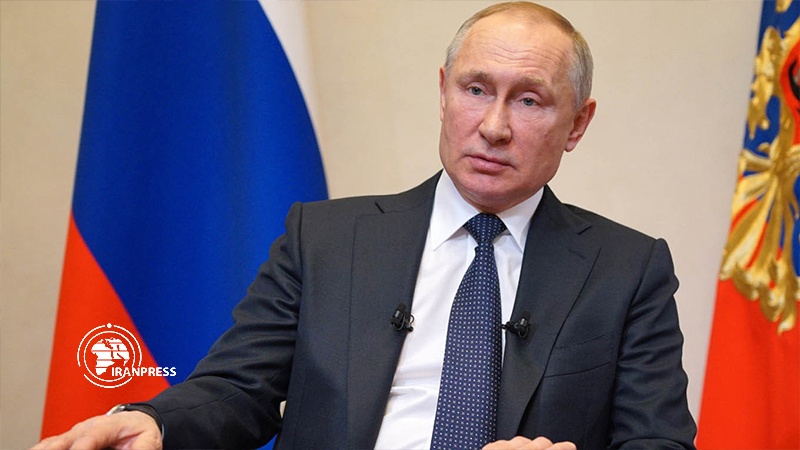 Iranpress: Putin: sanctions against Iran are hopeless
