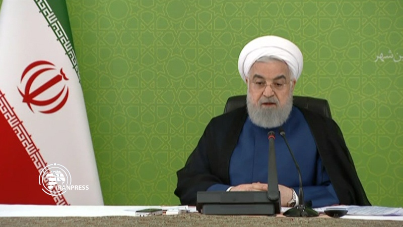 Iranpress: Rouhani: Unity, hard efforts key to resistance against enemies