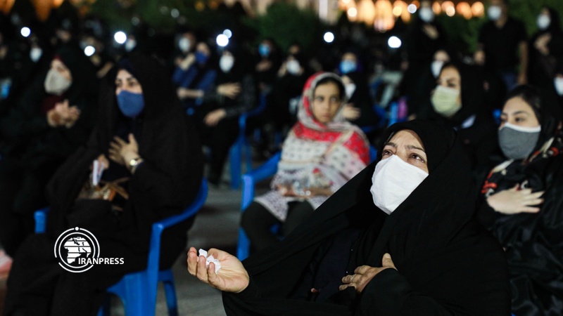 Iranpress: Mourning rituals held on Tasua night in Isfahan