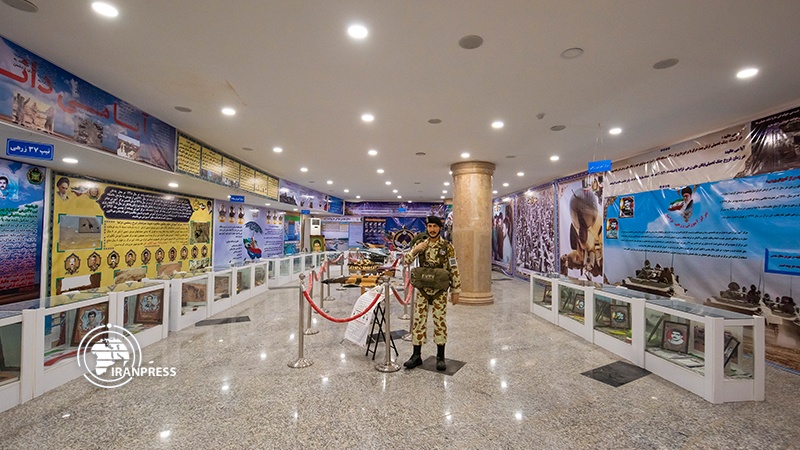 Iranpress: Exhibition on 8-year Iran-Iraq war held in Shiraz
