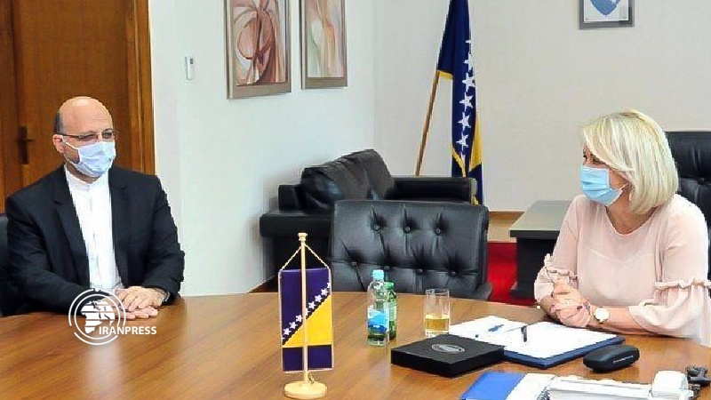 Iranpress: Bosnian senior MPs stress expanding ties with Iran