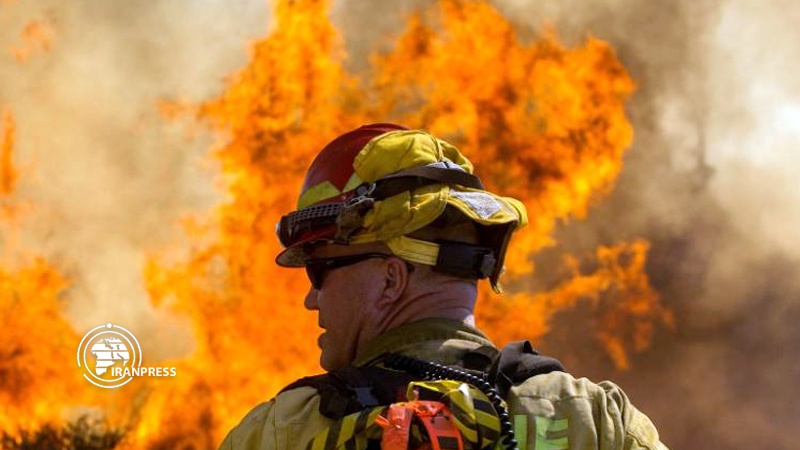 Iranpress: Apple Fire in Southern California evacuates over 7,000