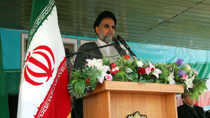 Iranpress: Iranian nation not afraid of threats: Minister