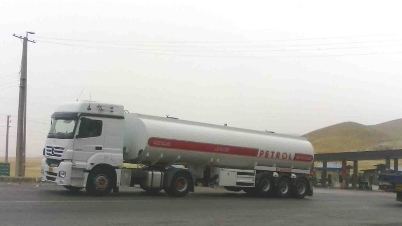 Iranpress: صادرات نفت و گاز به پاکستان تسهیل می شود 