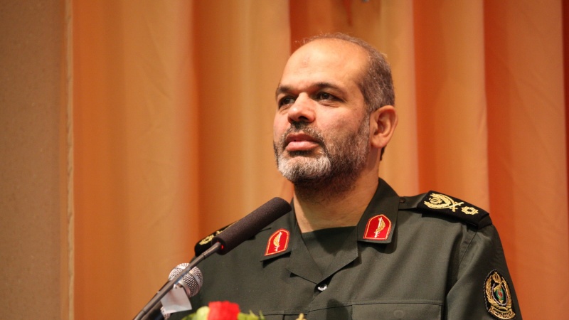 Iranpress: «احمد وحیدی» رئیس شورای امنیت کشور شد+ شرح وظایف
