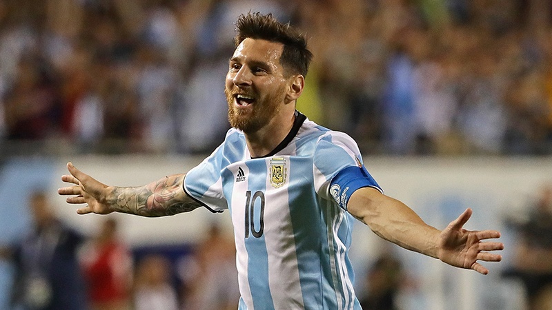 Iranpress: پایان کش و قوس ها انتقال مسی؛ فوق ستاره آرژانتینی راهی اینتر میامی شد