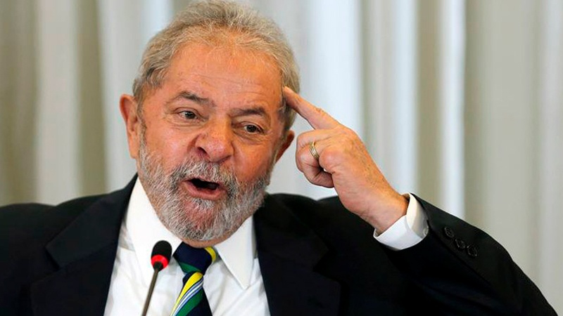 Iranpress: افزایش انتقادها نسبت به سفر پمپئو به برزیل