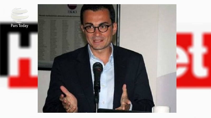 Iranpress: اخراج روزنامه‌ نگار ترک، پاداشی به یک افشاگری /تحلیل    