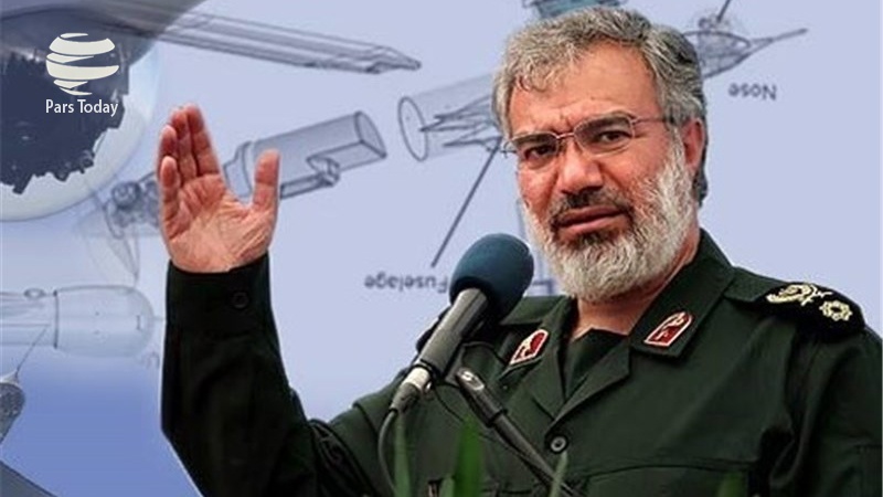 Iranpress: فدوی: آمریکا توان مقابله نظامی با ایران را ندارد
