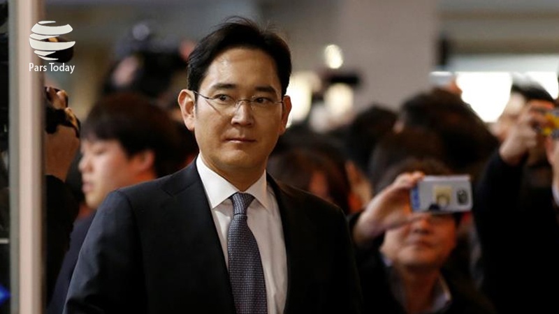 Iranpress:  20 سال زندان در انتظار رئیس سامسونگ کره جنوبی  