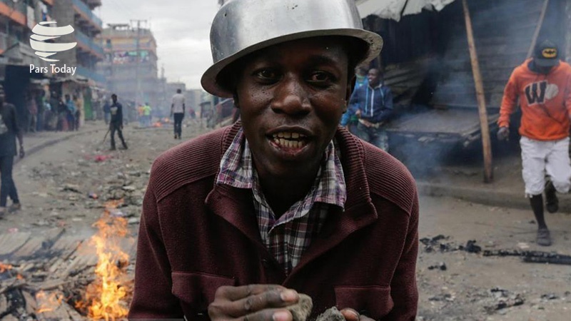 Iranpress:  ادامه تظاهرات و درگیری در کنیا/تحلیل