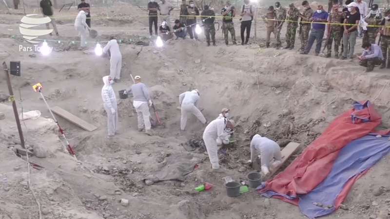 Iranpress: کشف گور جمعی در عراق / ویدئو