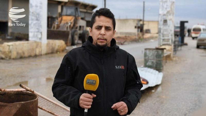 Iranpress: خبرنگار شبکه الکوثر در عفرین سوریه زخمی شد+ ویدئو