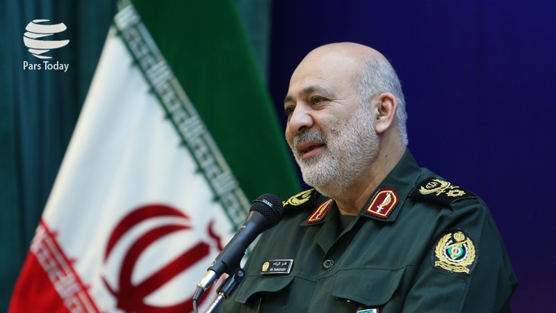 Iranpress:  رونمایی از 2 دستاورد جدید و پیشرفته دفاعی ایران در مشهد