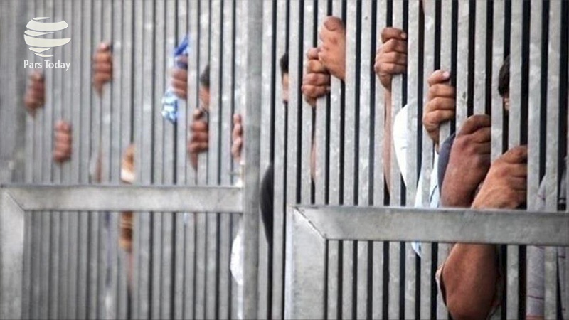 Iranpress: اسرای فلسطینی زندان «عوفر» اعتصاب غذا کردند